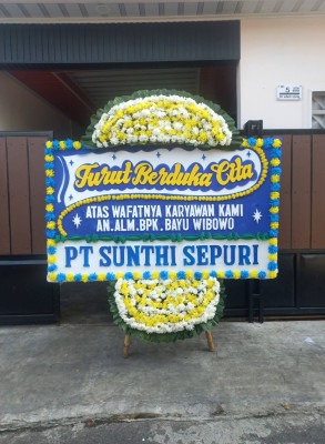Papan Bunga Duka di Bumi Sari